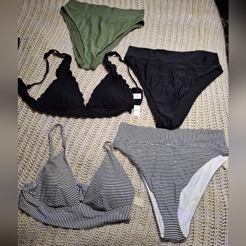 NWT Aries swimwear 2 tops and 3 bottoms